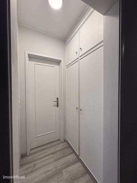 Apartamento T1 mobilado junto ao El Corte Ingles - Grande imagem: 5/9