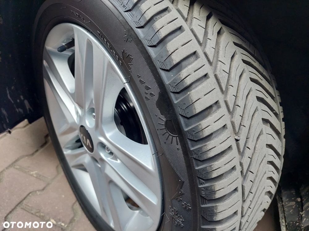 Kia Ceed 1.5 T-GDI M - 6