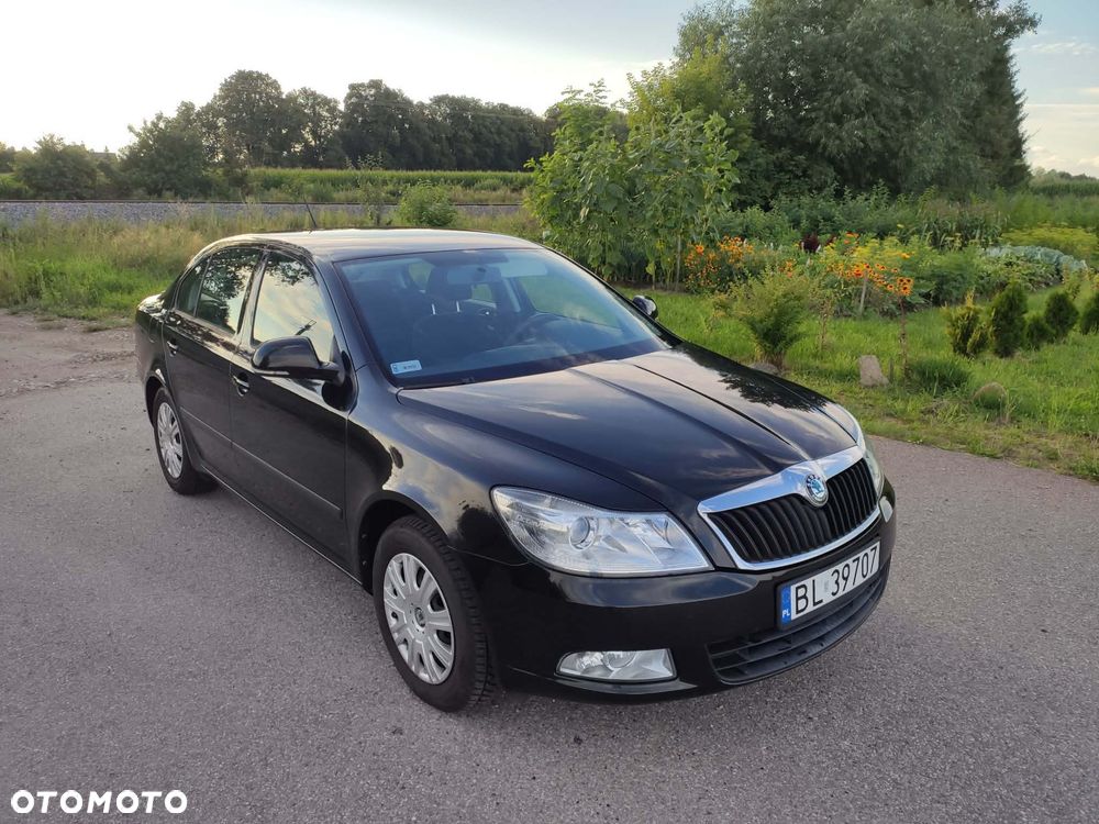 Skoda Octavia 1.6 Ambition - 12