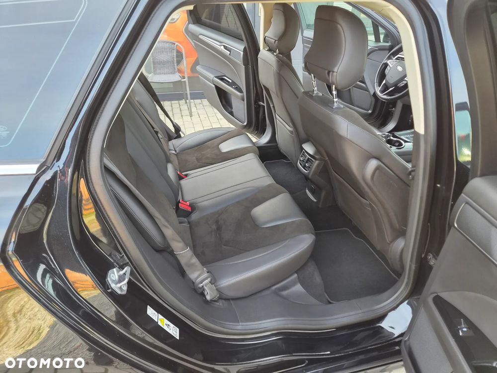 Ford Mondeo - 18