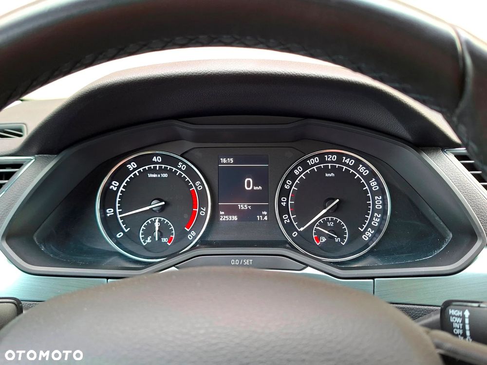Skoda Superb 1.8 TSI Ambition - 36