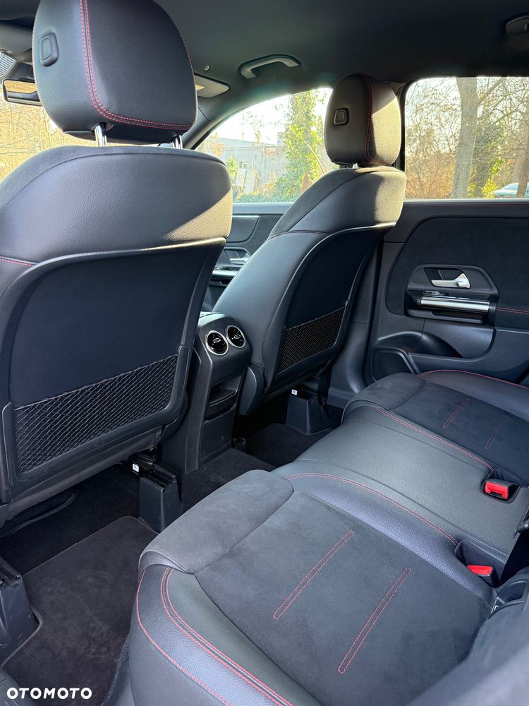 Mercedes-Benz GLA 200 Business Edition - 13