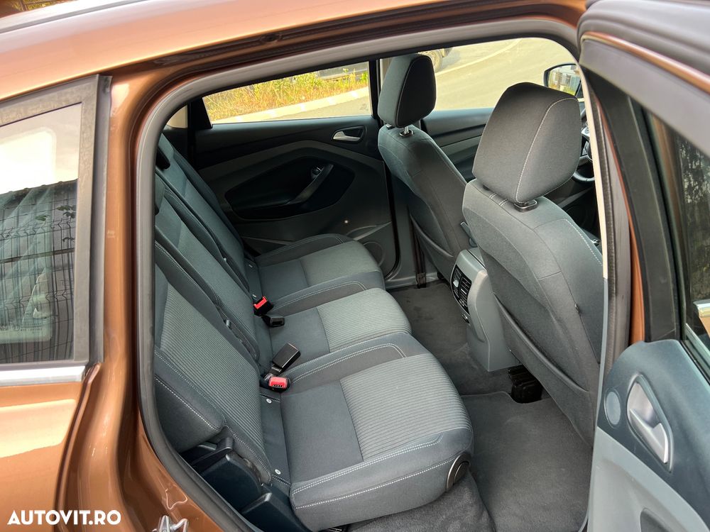 Ford C-Max - 10
