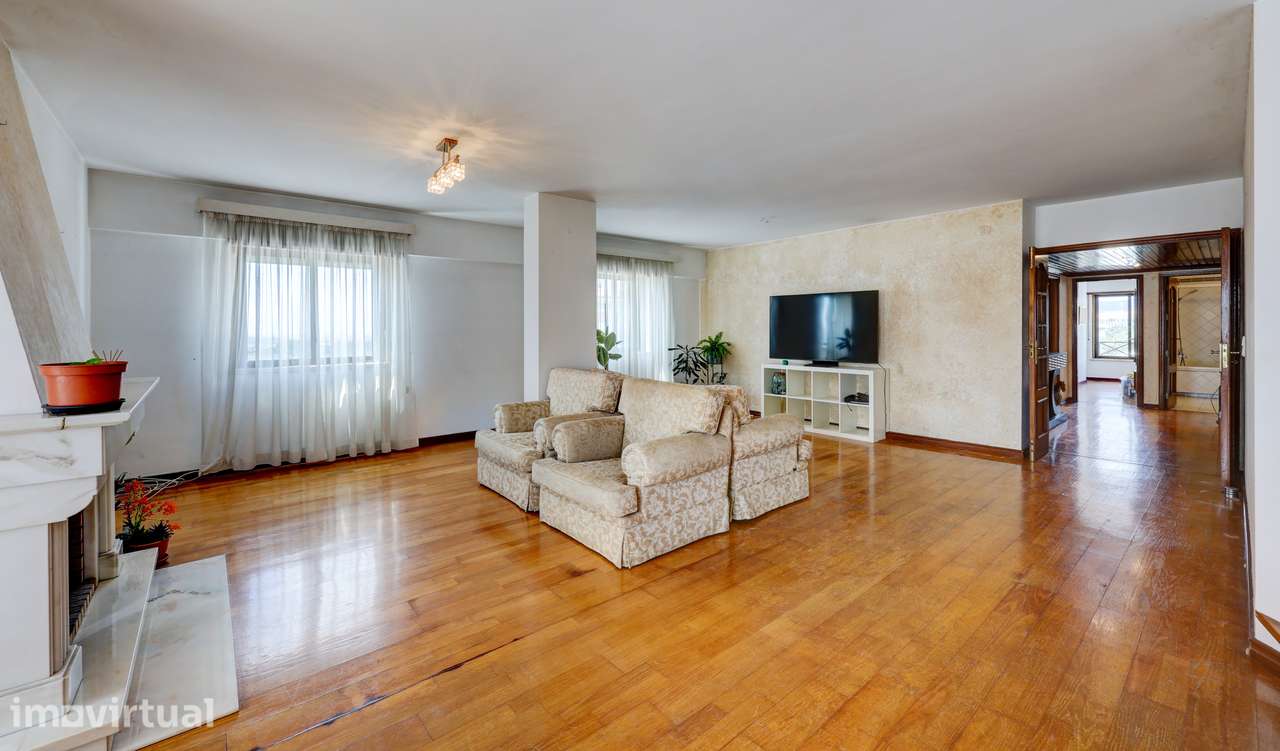 DUPLEX : Conforto e Elegância  com vista a 270º, MAR e Palácio da Pena - Grande imagem: 2/19