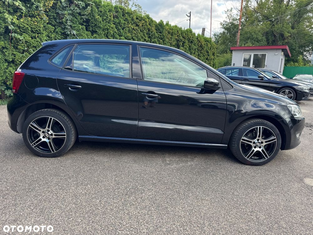 Volkswagen Polo 1.4 FSI Highline - 23