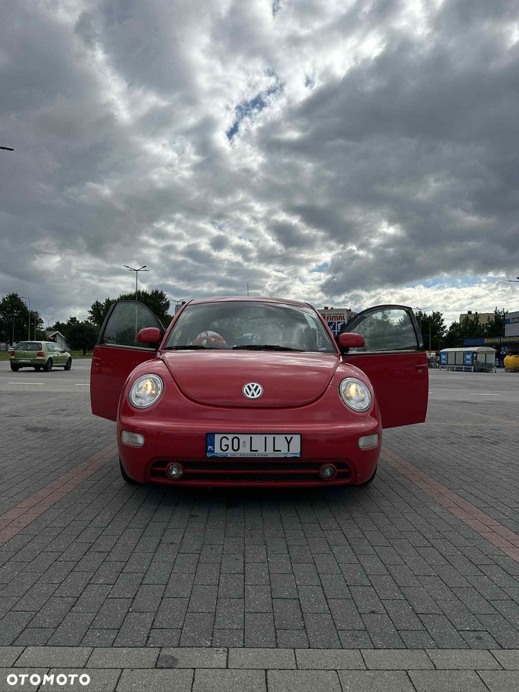 Volkswagen New Beetle - 3