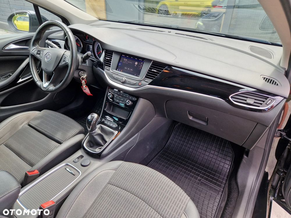 Opel Astra - 17