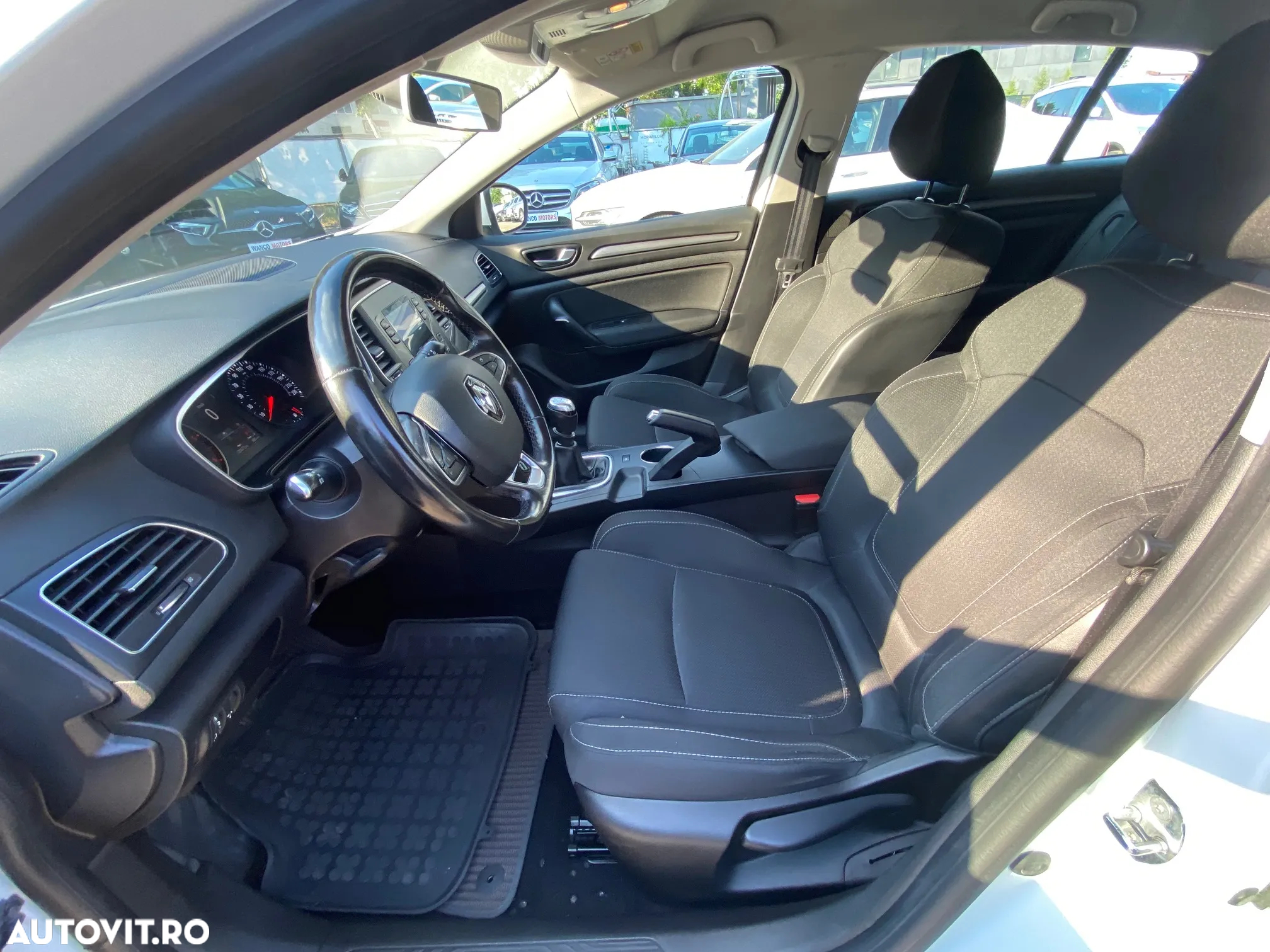 Renault Megane Estate Blue dCI Zen - 13
