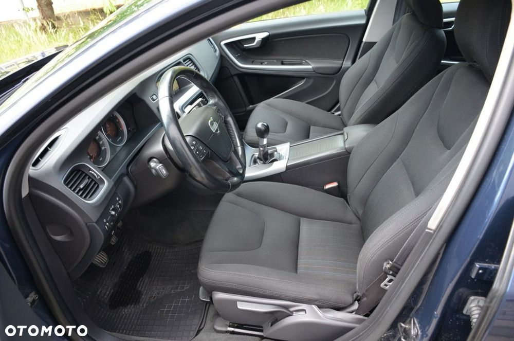 Volvo V60 - 20