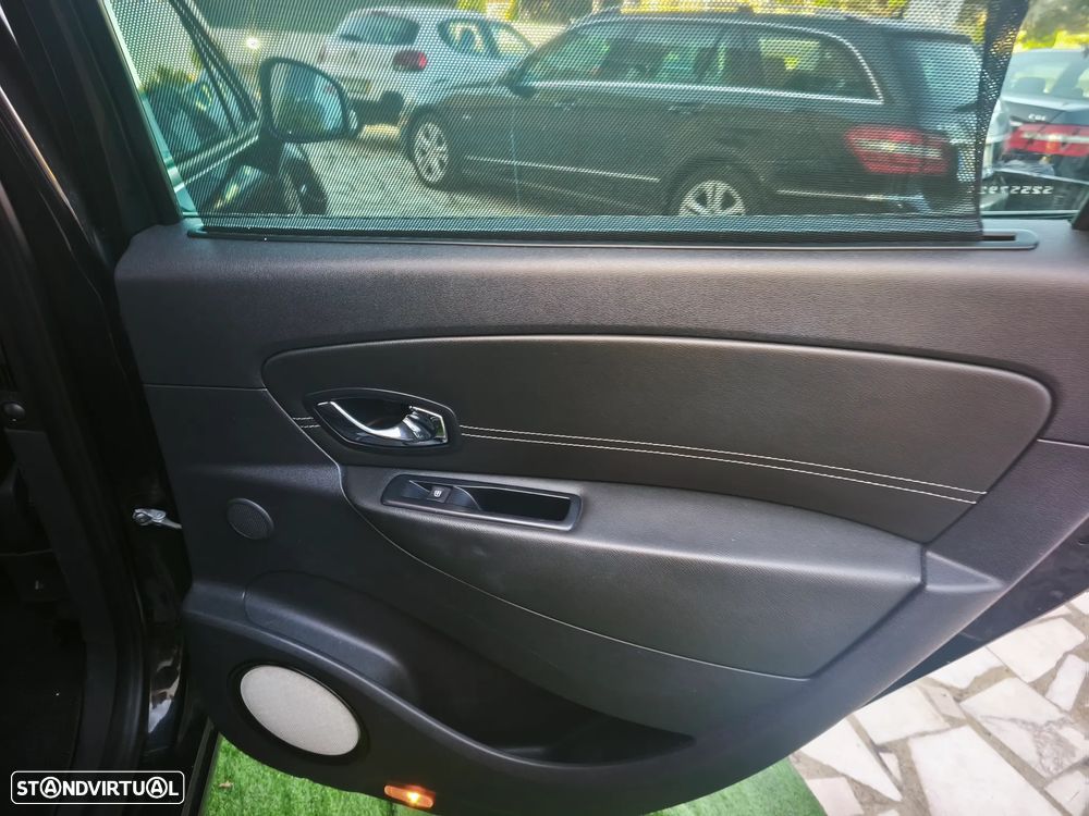 Renault Scénic Energy dCi 110 S&S Bose Edition - 29