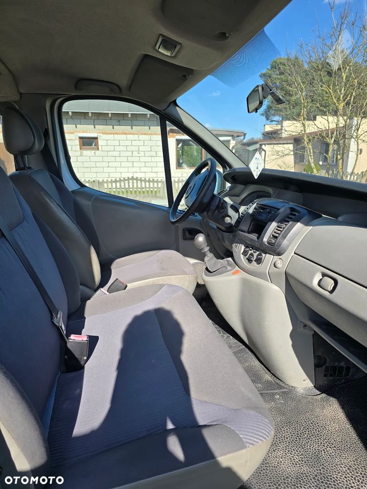 Opel VIVARO - 9