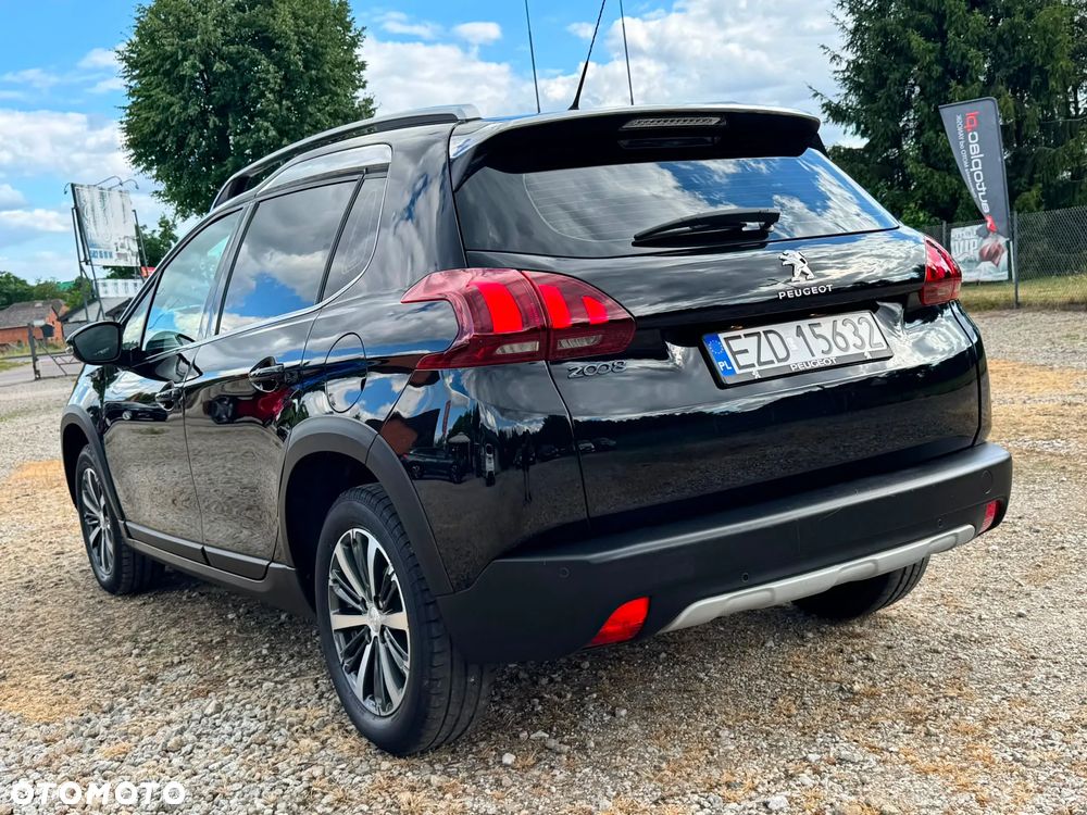 Peugeot 2008 1.2 Pure Tech GPF Allure S&S EAT6 - 6