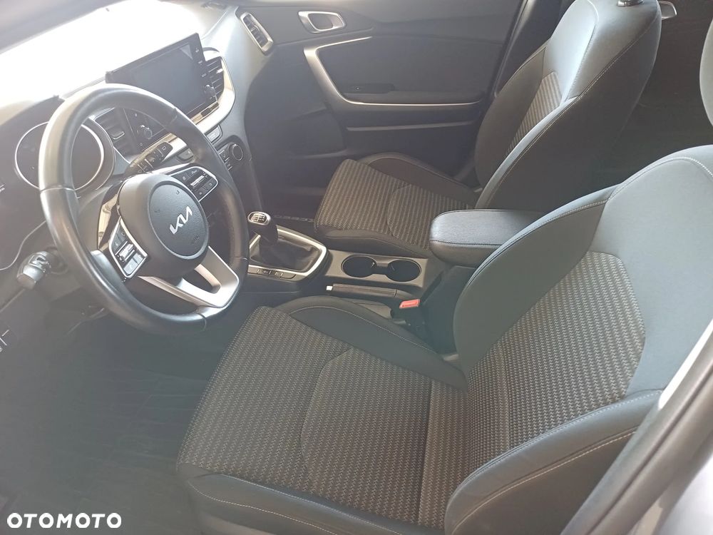 Kia XCeed 1.5 T-GDI M - 10
