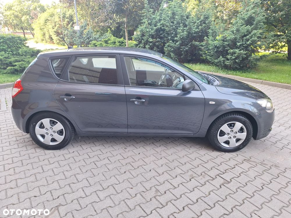 Kia Ceed 1.4 CVVT Spirit - 5