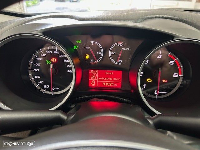 Alfa Romeo Giulietta 1.6 JTDM Distinctive - 15