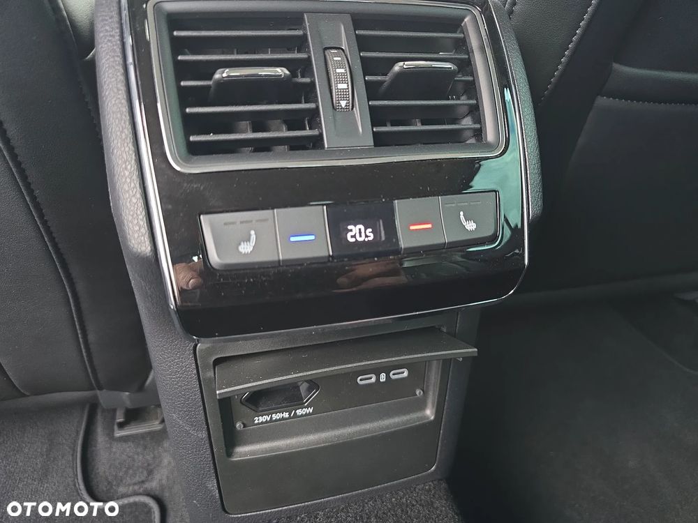 Skoda Superb 2.0 TSI L&K DSG - 28