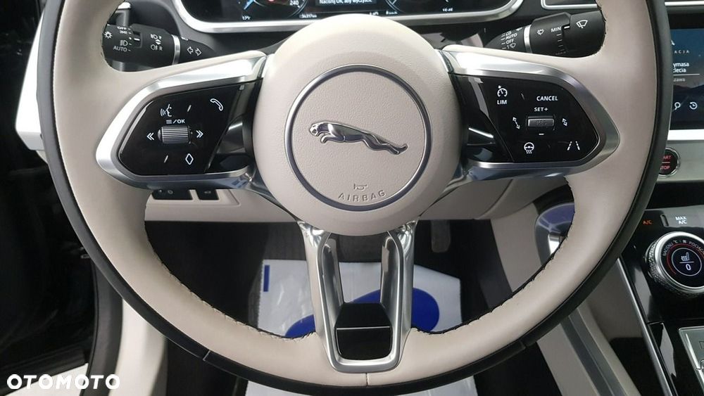 Jaguar I-Pace - 23