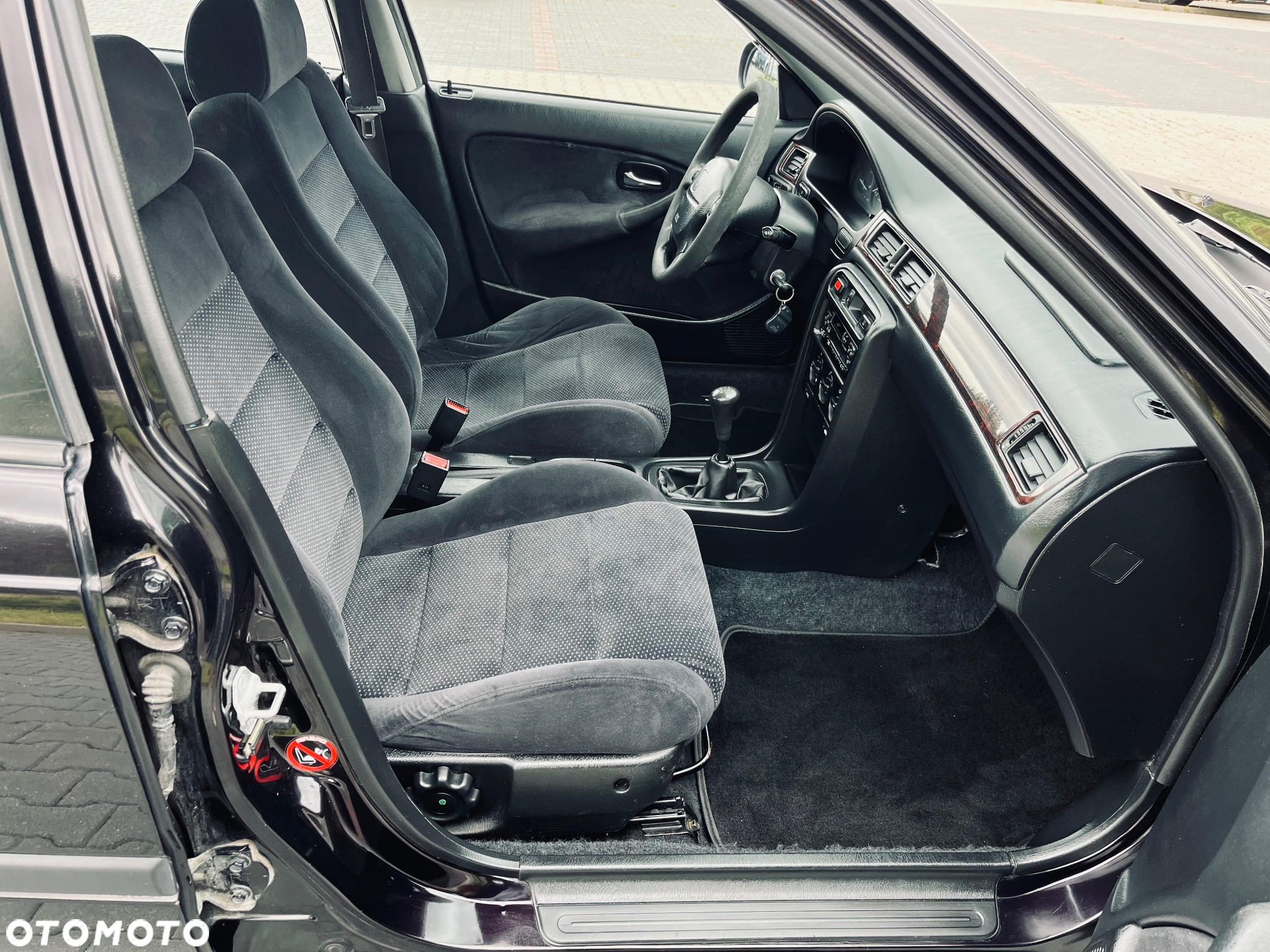 Honda Civic 1.4i S - 13