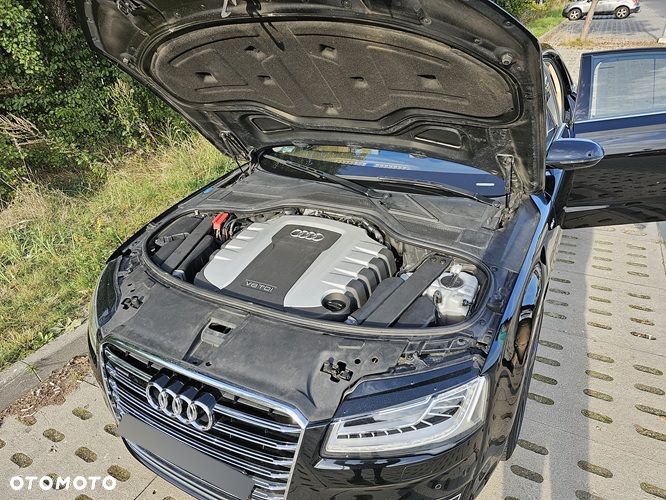 Audi A8 4.2 TDI DPF (clean diesel) quattro tiptronic Lang - 17