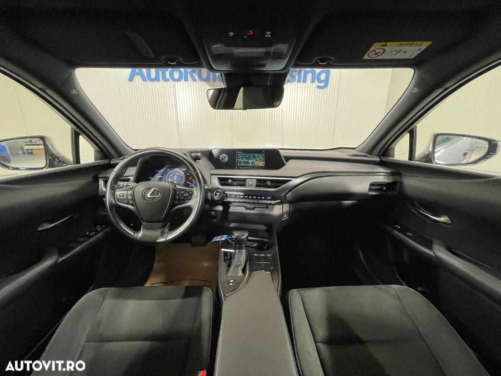 Lexus UX 250h Business Edition - 7