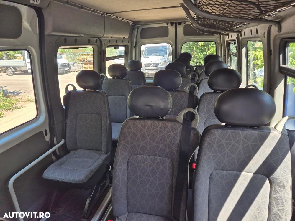 Renault Master 2.5 dCi 120 FAP L1H1 Minibus - 11