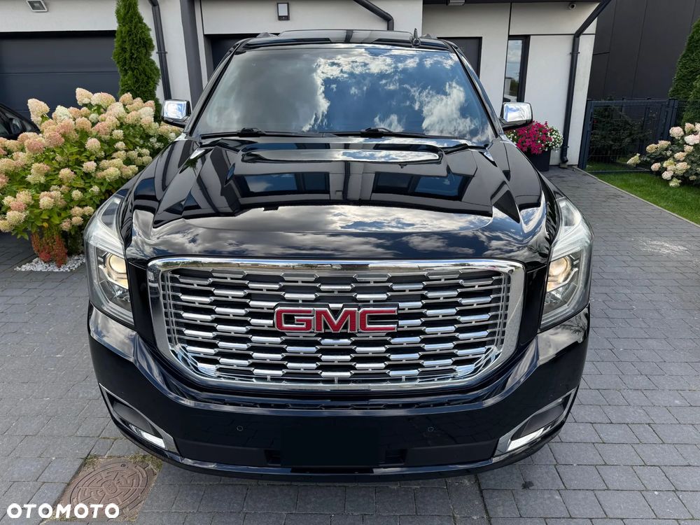 GMC Yukon - 1