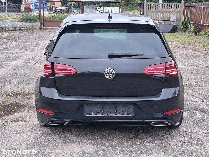 Volkswagen Golf 2.0 TDI SCR DSG R-Line - 5