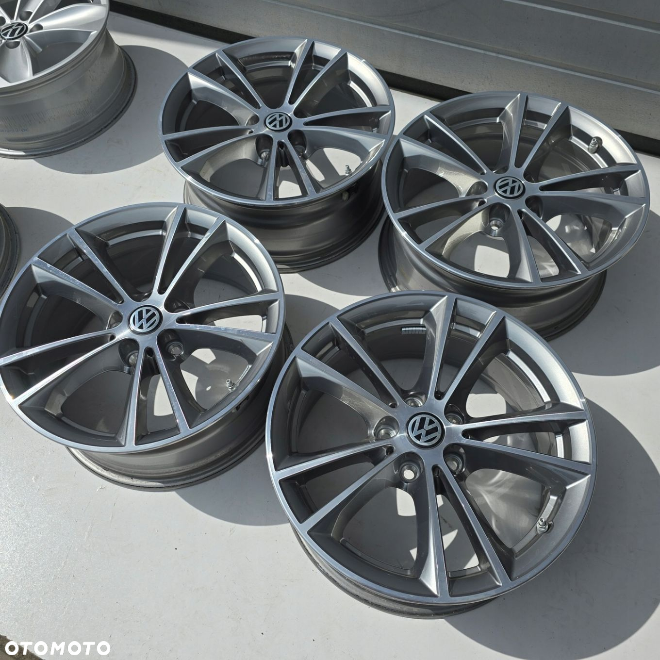 VW PASSAT B7 B8 CC TIGUAN I II ARTEON SHARAN 17 ET27 5x112 4X - 2