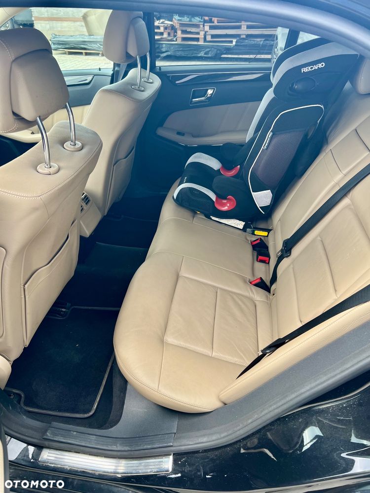 Mercedes-Benz Klasa E 250 CDI 4-Matic BlueEff Avantgarde - 13