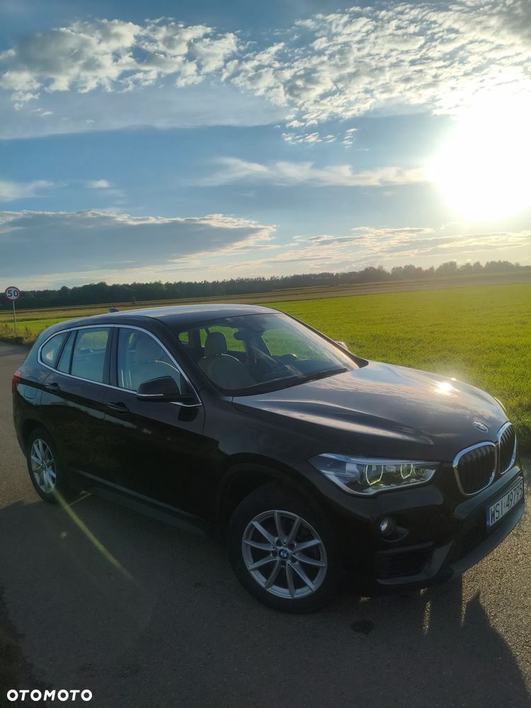 BMW X1 sDrive18d Sport Line - 14