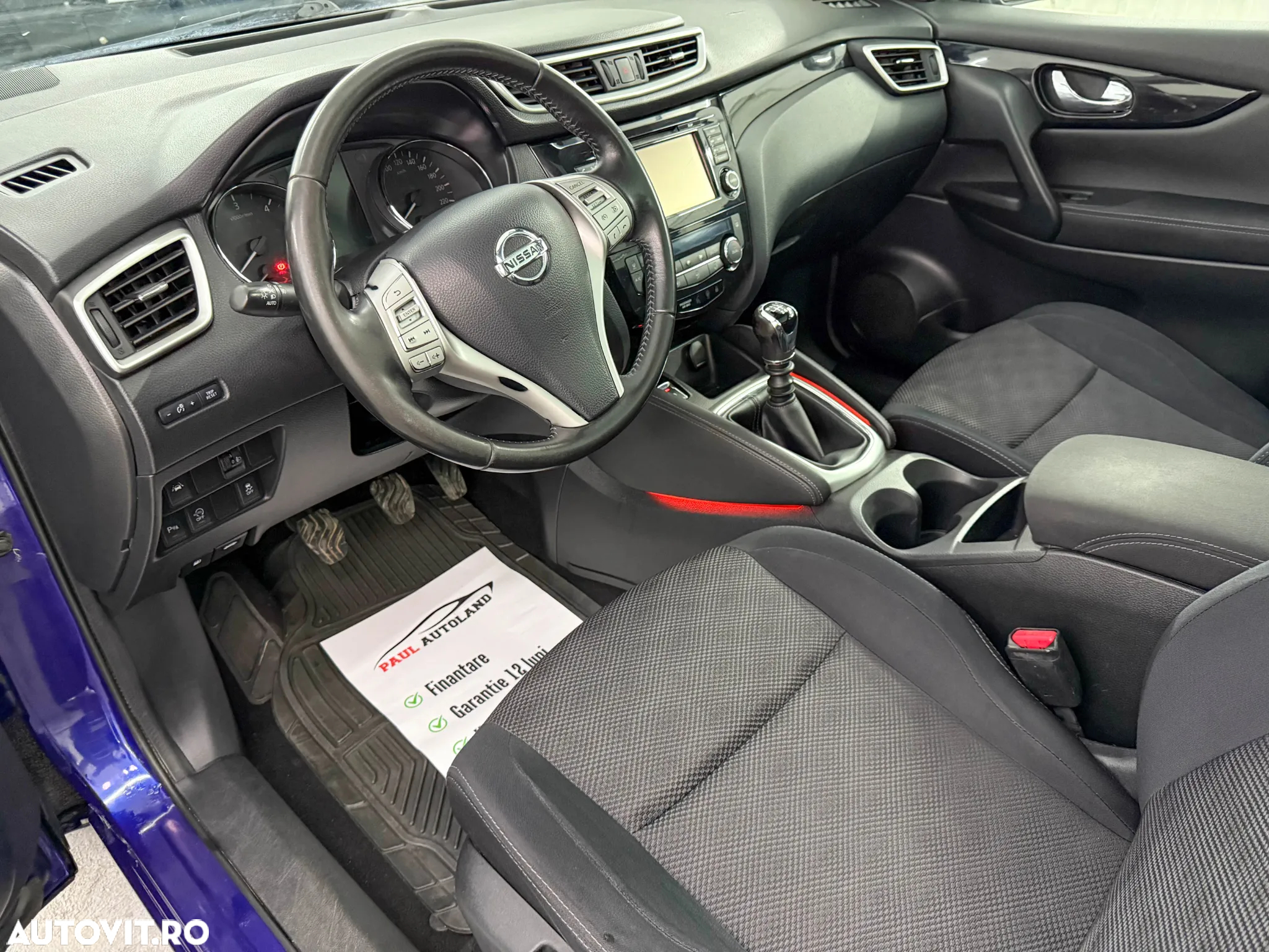 Nissan Qashqai 1.6 DCI N-Connecta - 24