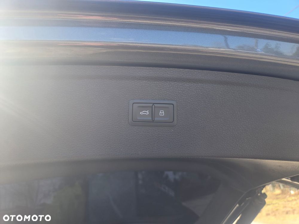 Audi Q5 2.0 TFSI Quattro S tronic design - 22