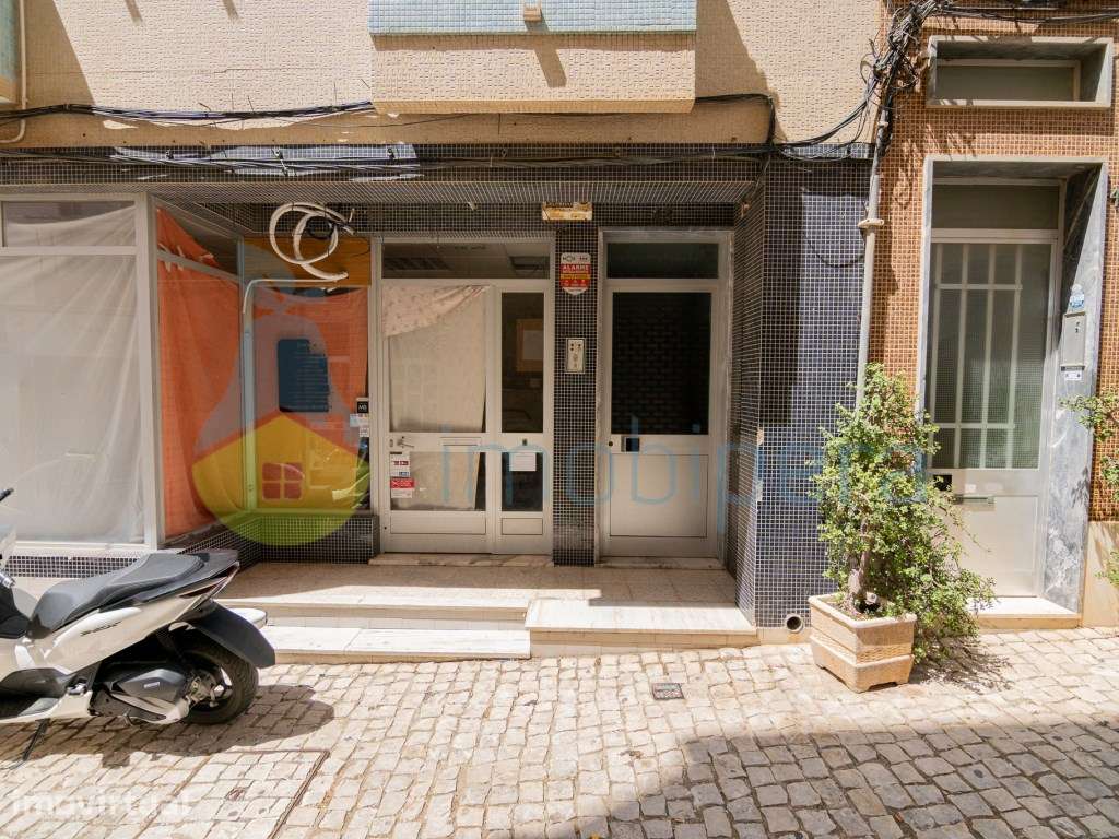 NÃO PERCA ESTA GRANDE OPORTUNIDADE! FANTÁSTICO APARTAMENTO T2 ESPAÇ... - Grande imagem: 4/28