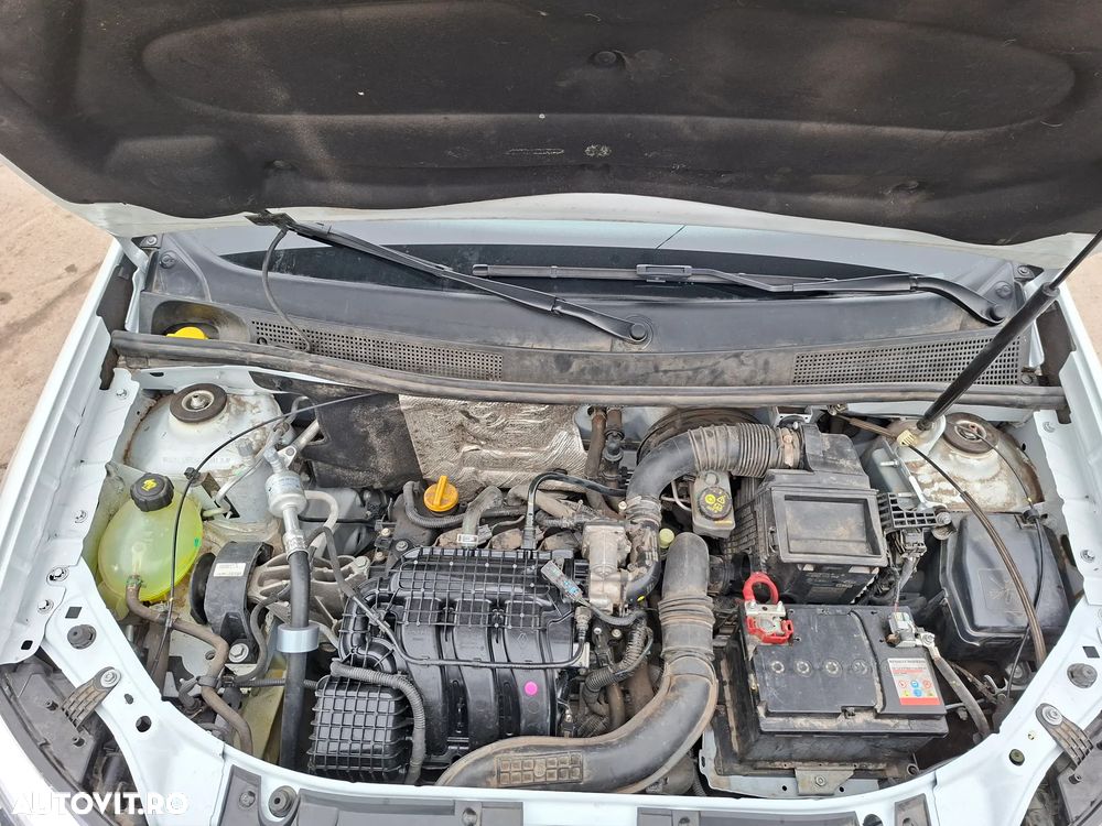 Dacia Logan - 12