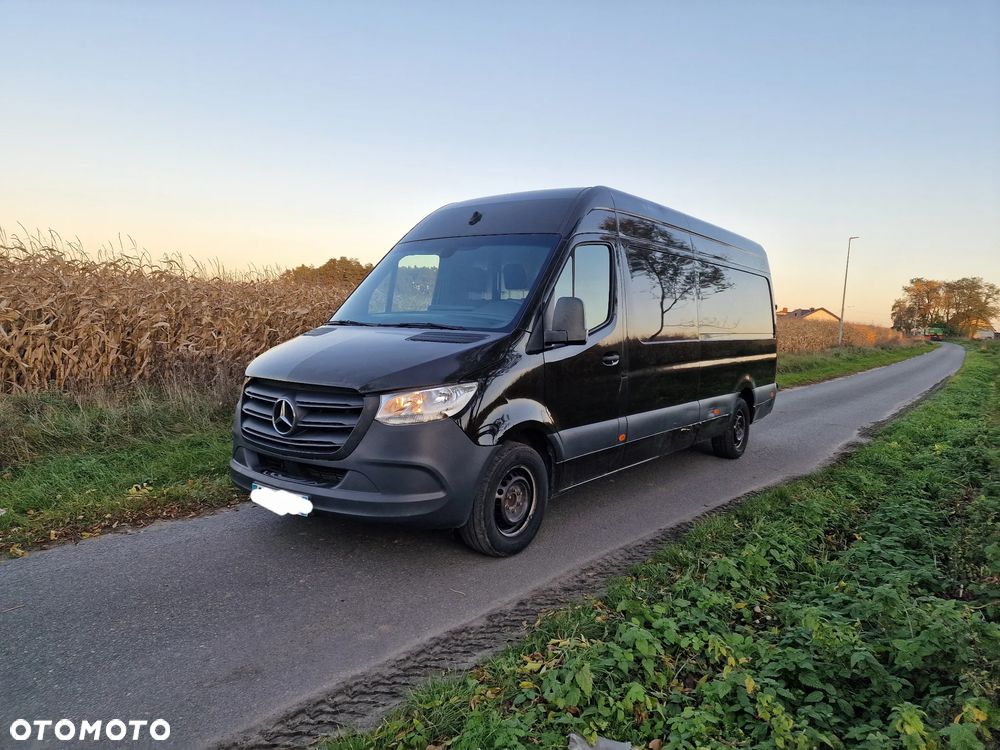 Mercedes-Benz Sprinter - 4