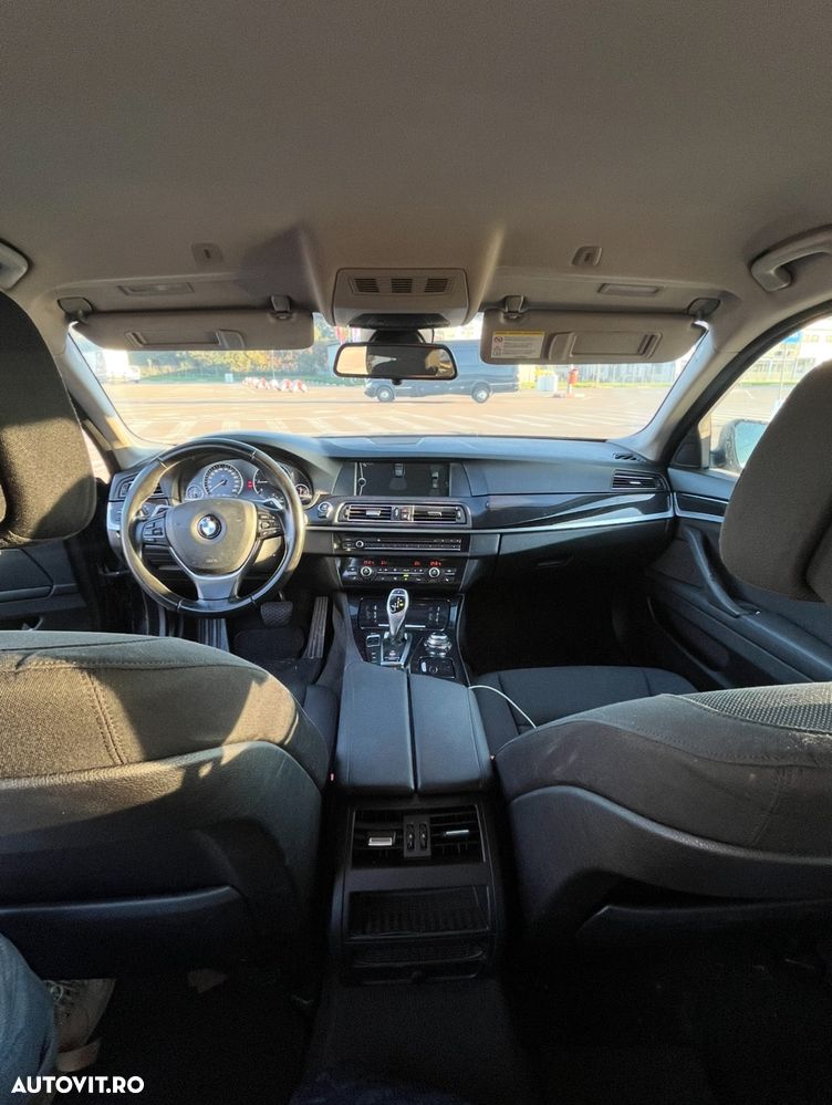 BMW Seria 5 525d xDrive Touring - 5