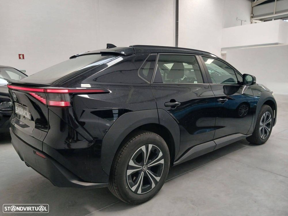 Toyota bZ4X 71,4 kWh Exclusive - 13