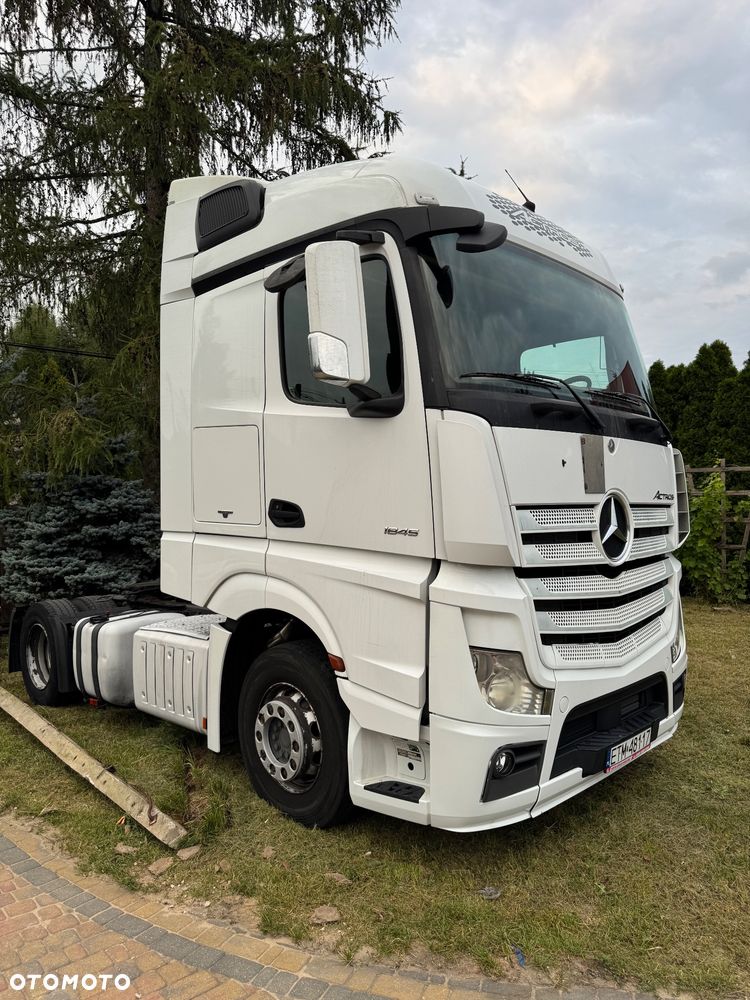 Mercedes-Benz ACTROS - 4