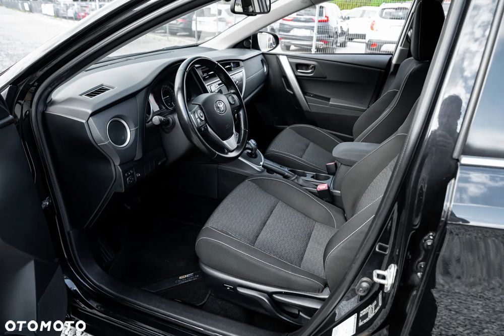 Toyota Auris - 18