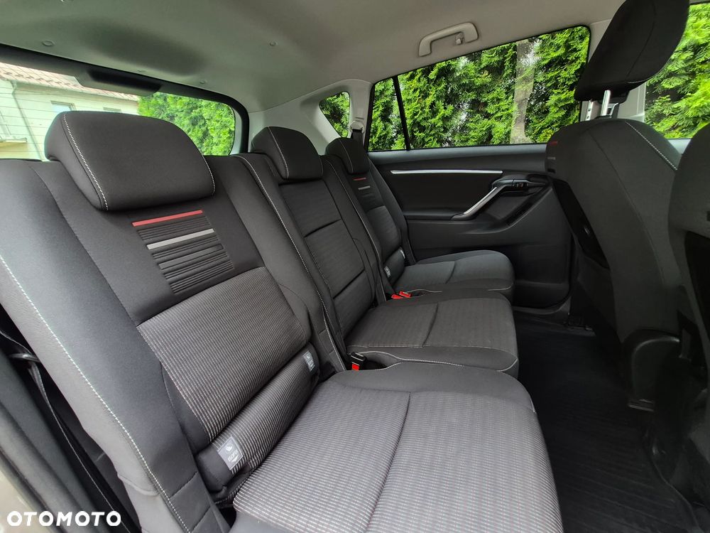Toyota Verso 1.8 Prestige EU5 MS - 30