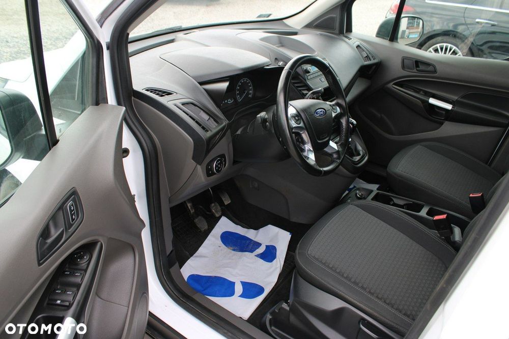 Ford Transit Connect - 11