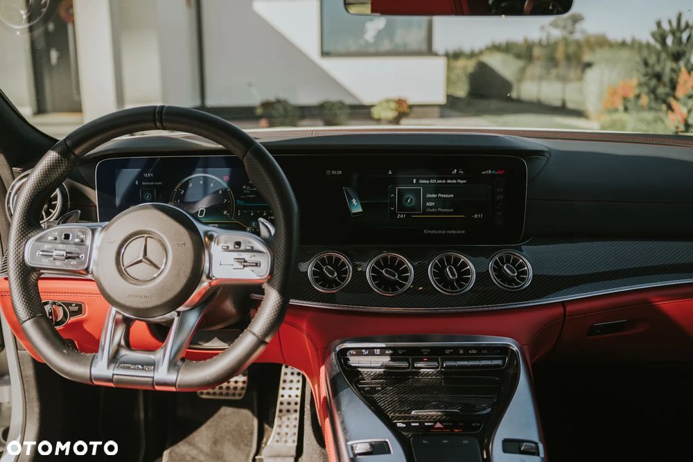 Mercedes-Benz AMG GT 43 4-Matic+ - 12