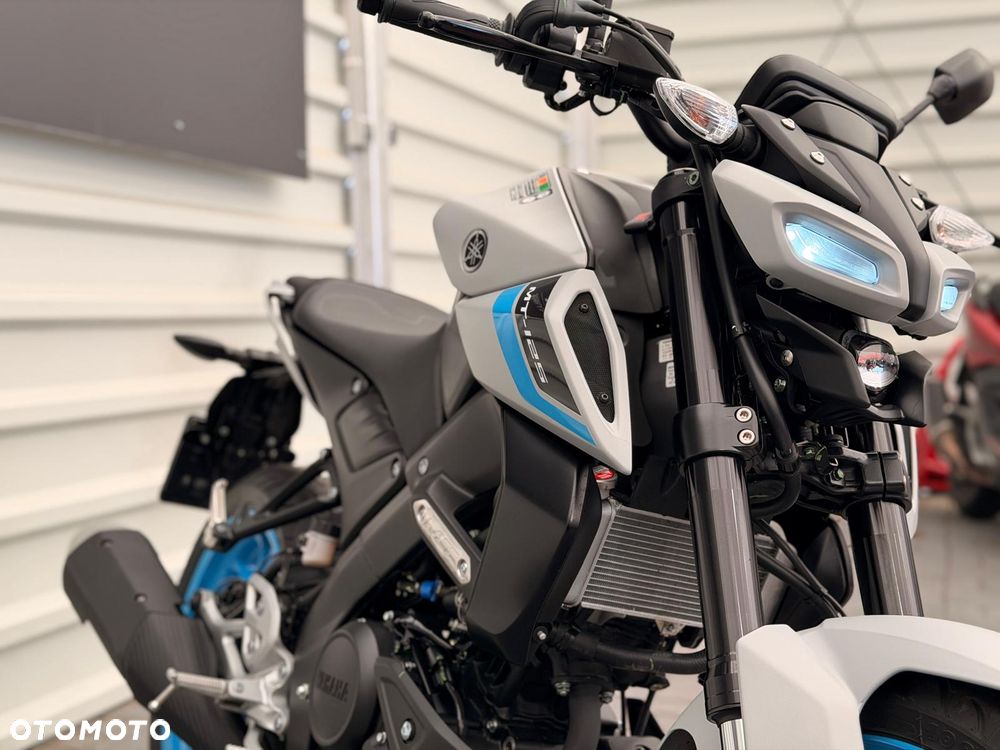Yamaha MT - 7