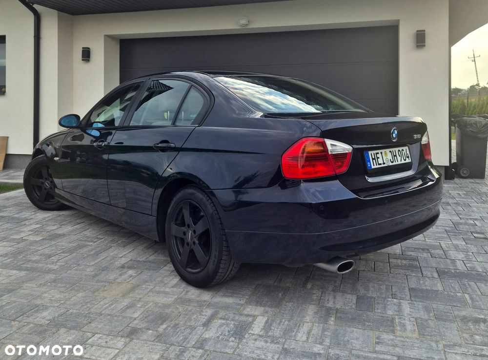 BMW Seria 3 - 16