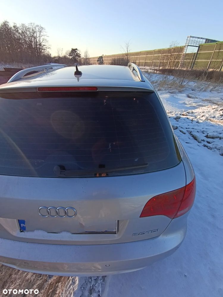 Audi A4 Avant 2.0 TDI Multitronic - 9