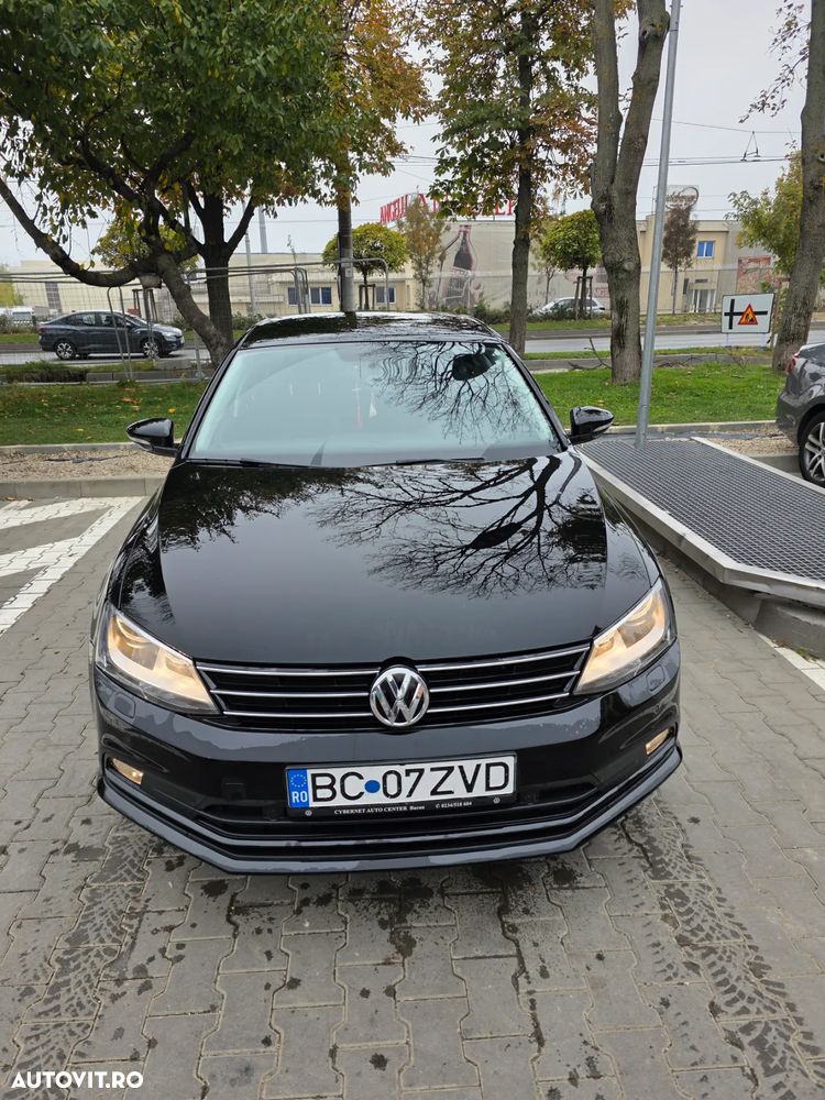 Volkswagen Jetta - 6