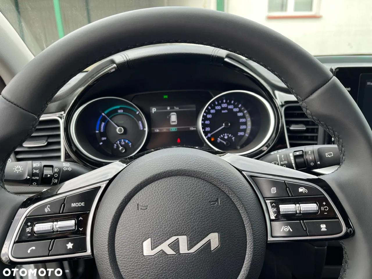 Kia Ceed 1.6 GDI PHEV L DCT - 12