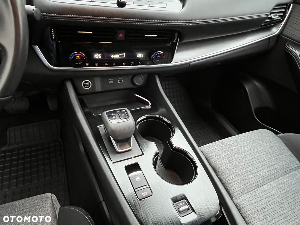 Nissan X-Trail 1.5 VC-T Mild-Hybrid Xtronic N-Connecta - 26