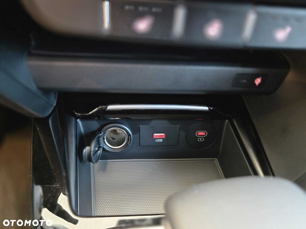 Kia XCeed - 21