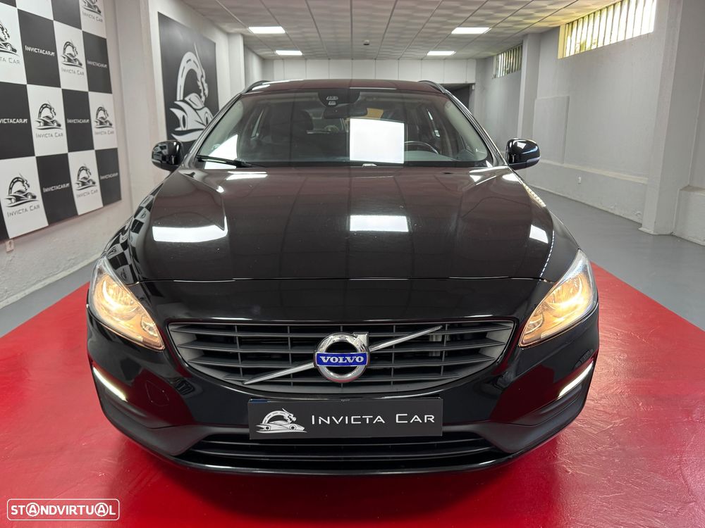 Volvo V60 D2 Momentum - 2